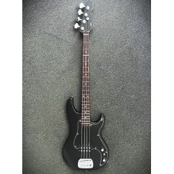 G&L Kiloton Jet Black, Satin "Frost" Top Coat 4-strenget basguitar